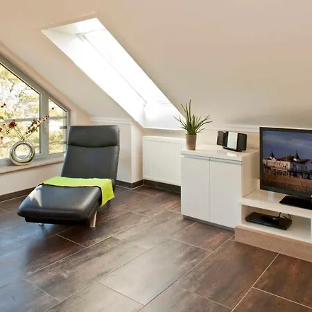 Strandhaus Aurell, Whg 16 Meerblick شقة هيرينجسدورف